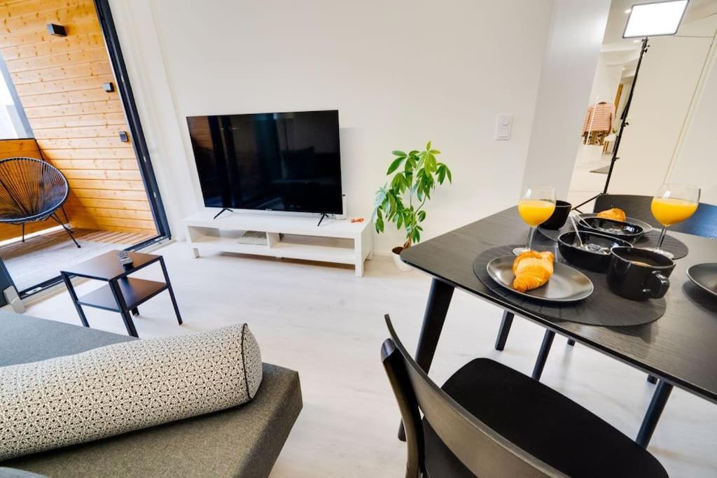 Best Location In Tampere! Modern City Apartment, 2Rooms, Kitchen And Balcony Exteriör bild