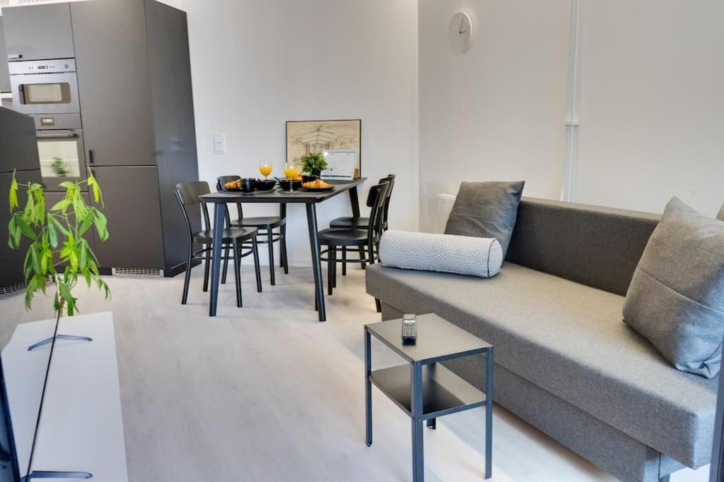 Best Location In Tampere! Modern City Apartment, 2Rooms, Kitchen And Balcony Exteriör bild